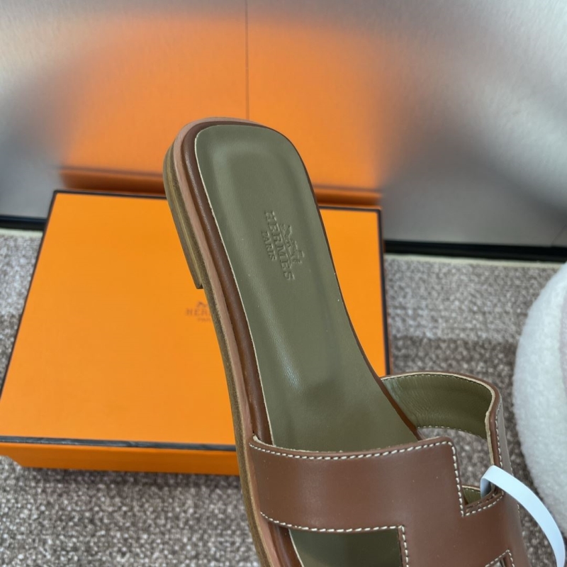 Hermes Slippers